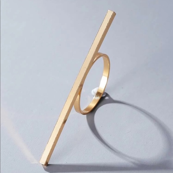 Structured Bar Ring - Picture 2 of 4